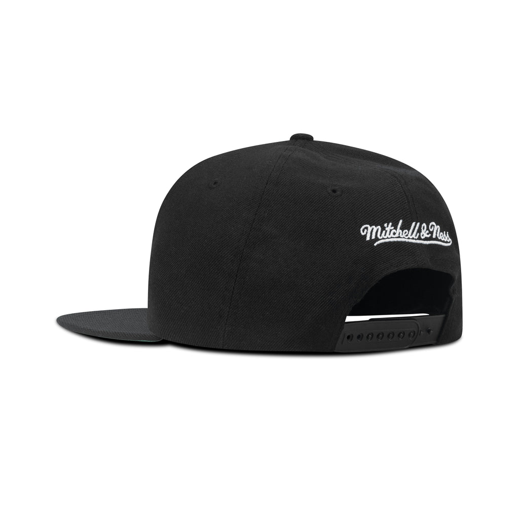 Mitchell & Ness Miami Heat Top Spot Snapback Green Bottom "Black Red White" (The Finals 2007 Patch Embroidery)
