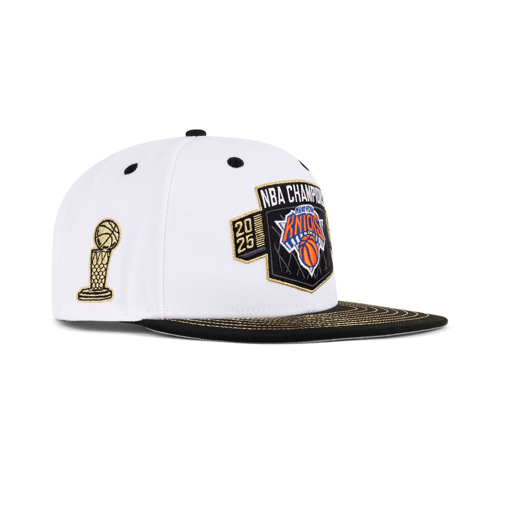 New Era Snapback "White Black Gold" 2026 NBA Champions New York Knicks Locker Room 9Fifty Hat