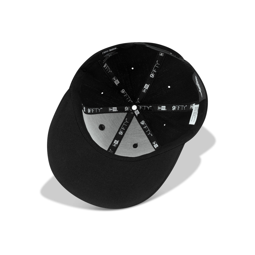 New Era Roc Nation The Crown Original Snapback Black Bottom "Black White"