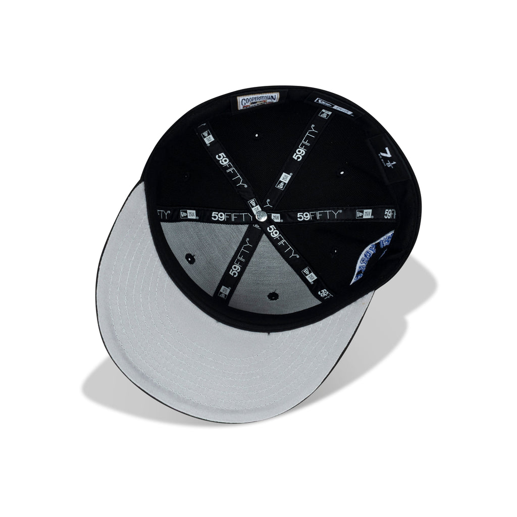 New Era Queens NY Fitted Grey Bottom "Black White Royal" (New York City Embroidery)