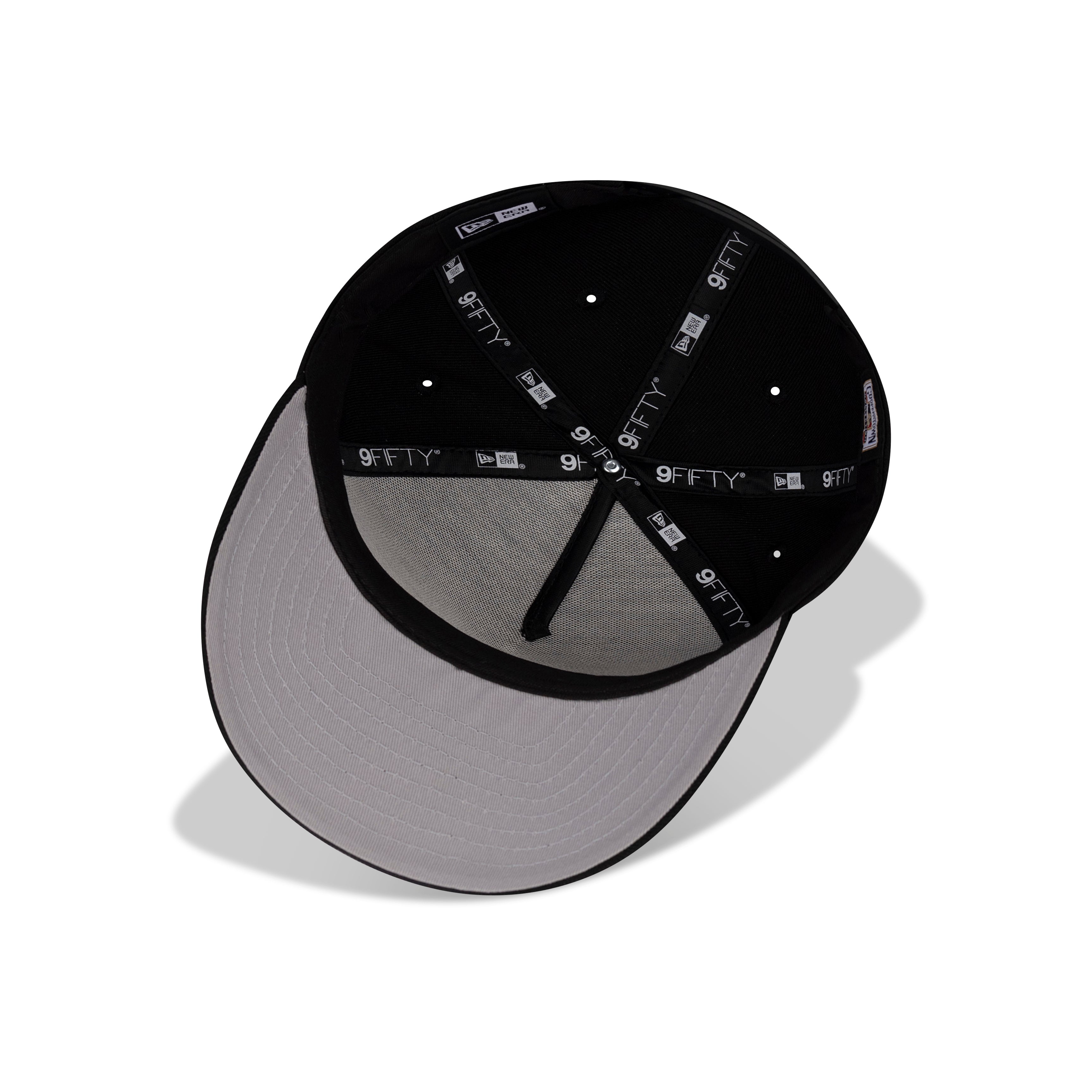 New Era Chicago White Sox A-Frame Snapback Grey Bottom "Black White" (2005 World Series Embroidery)