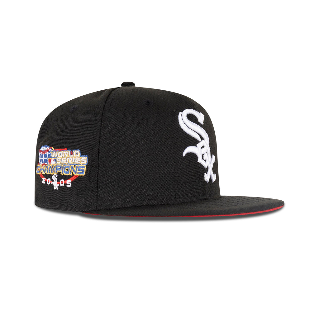 New Era Chicago White Sox Fitted Red Bottom "Black White" (2005 World Series Champions Embroidery)