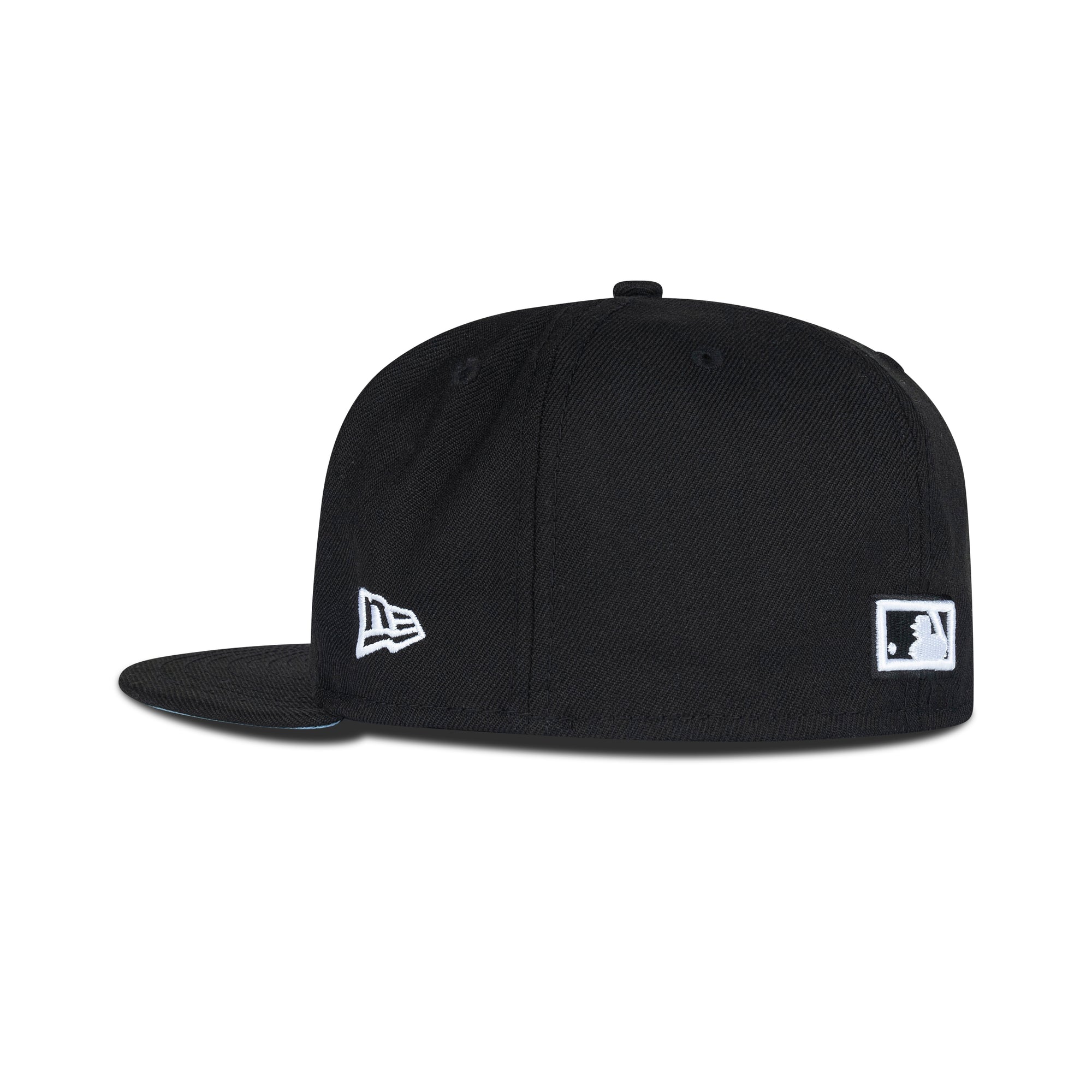 New Era New York Yankees Fitted Sky Bottom "Black White" (2000 World Series Embroidery)