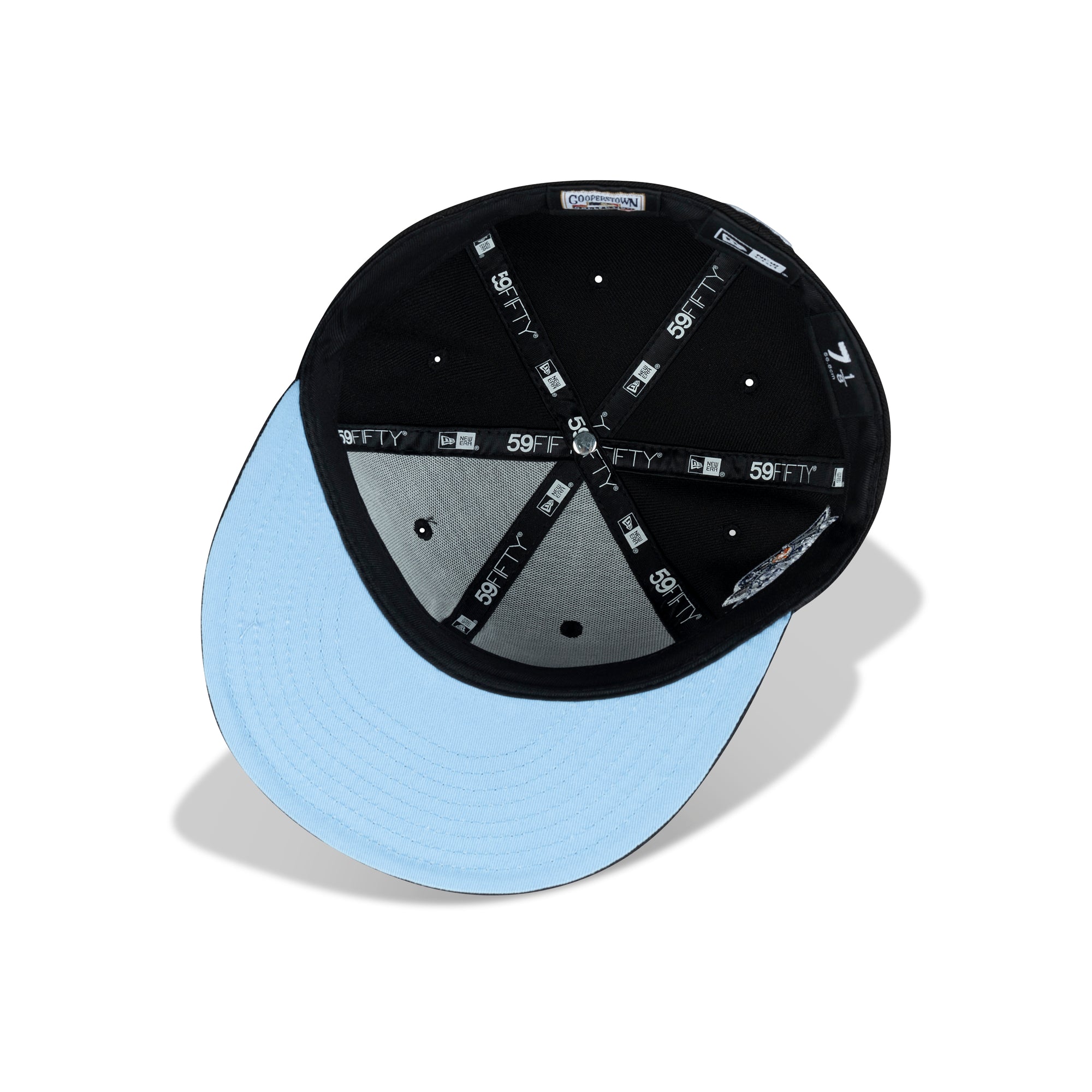 New Era New York Yankees Fitted Sky Bottom "Black White" (2000 World Series Embroidery)