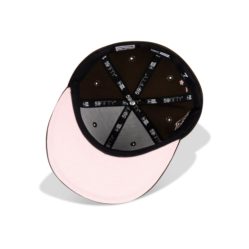 New Era New York Yankees Fitted Pink Bottom "Brown White Pink" (1999 World Series Embroidery)