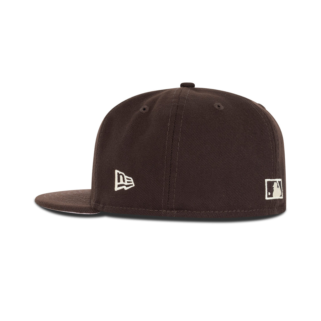 New Era New York Yankees Fitted Pink Bottom "Dark Brown Pink" (2000 World Series Embroidery)