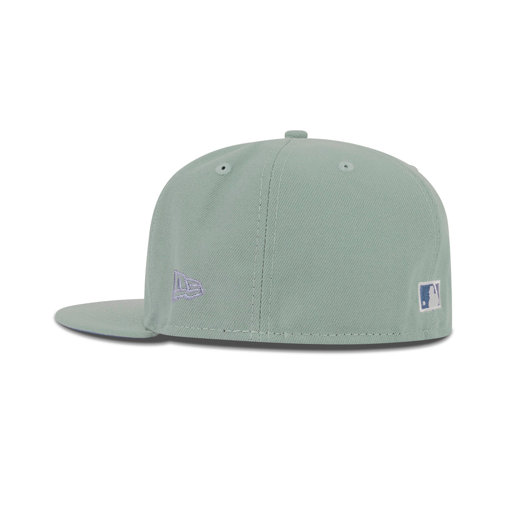 New Era New York Yankees Fitted Sky Bottom "Everest Green Sky" (1999 World Series Embroidery)