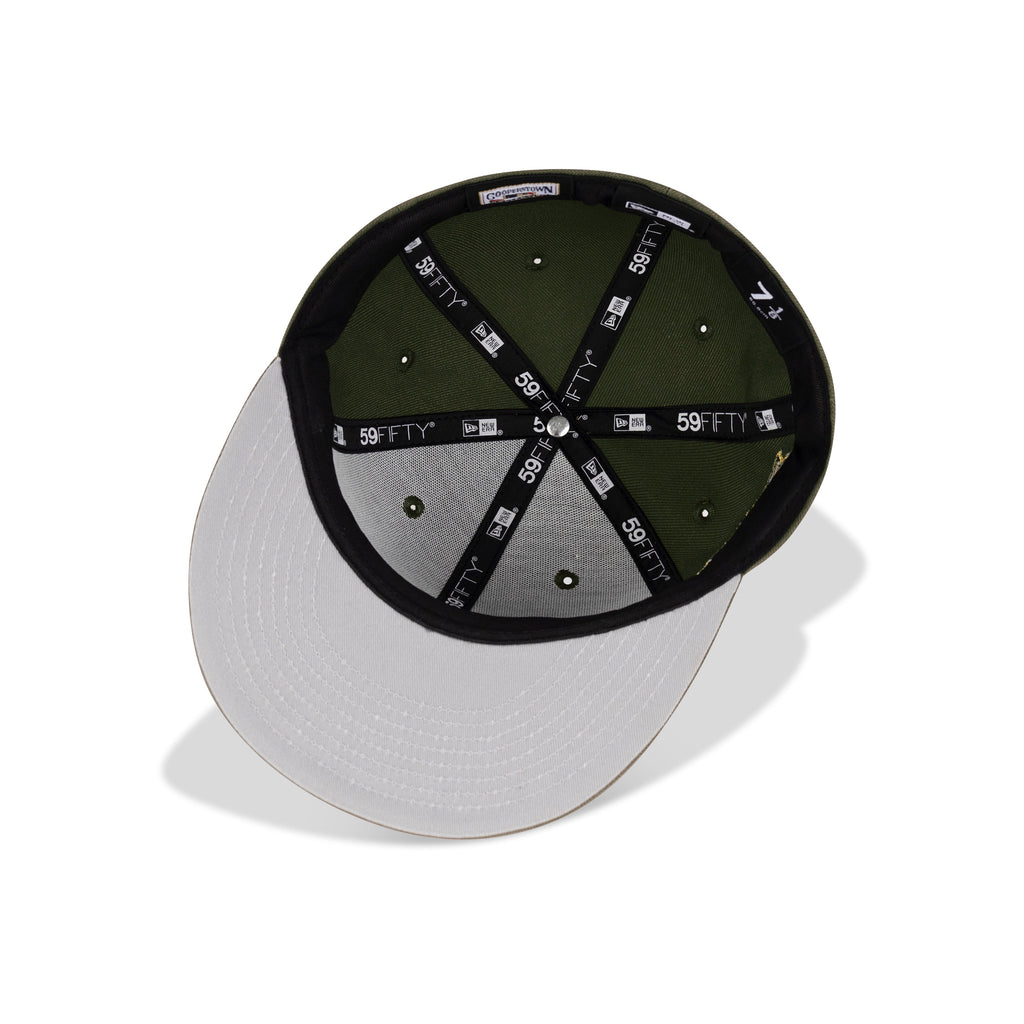 New Era New York Yankees Fitted Grey Bottom "Olive Ivory Russet" (2000 World Series Embroidery)